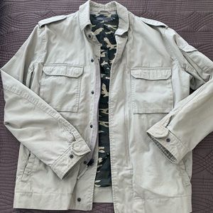 Men’s khaki field jacket from Vince